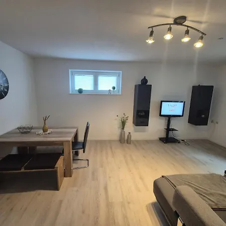 Appartamento Grosszuegige 100 Qm Mit 2 Schlafzimmern Und Grossem Wohnzimmer Bad Abbach