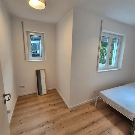 Grosszuegige 100 Qm Mit 2 Schlafzimmern Und Grossem Wohnzimmer * Bad Abbach