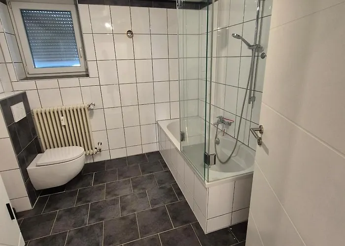 Grosszuegige 96 Qm Mit 2 Schlafzimmern Und Grossem Wohnzimmer Appartement Bad Abbach